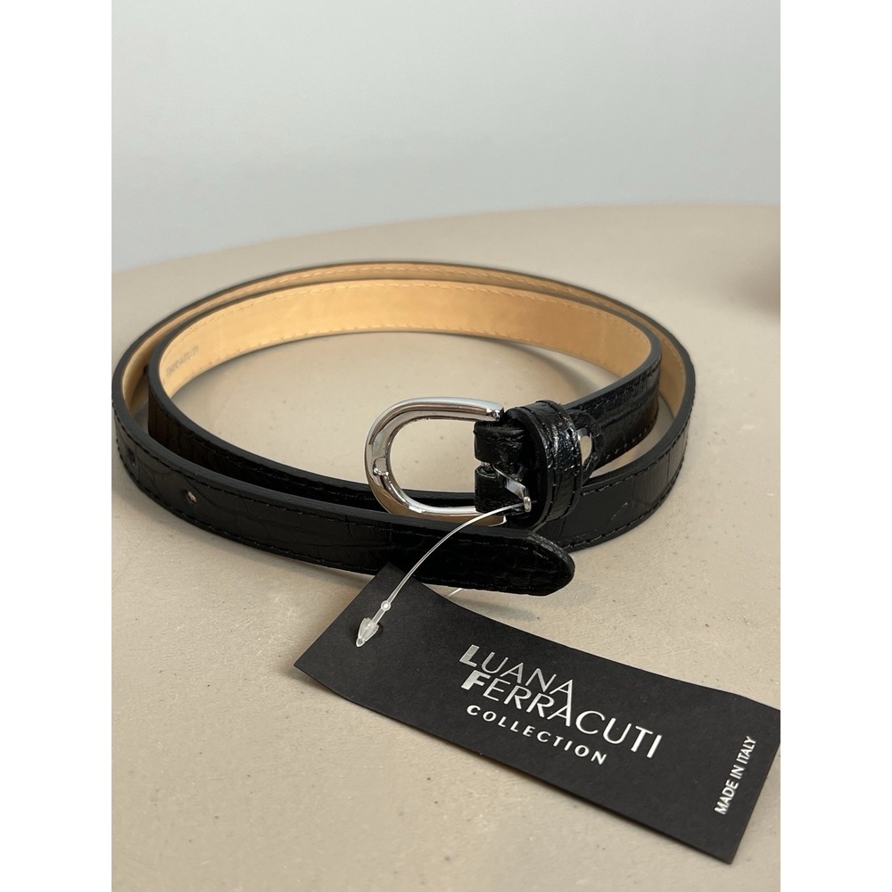 Luana Ferracuti Belt Womens Size Small Black Leather NWT Fits 30" to 34"